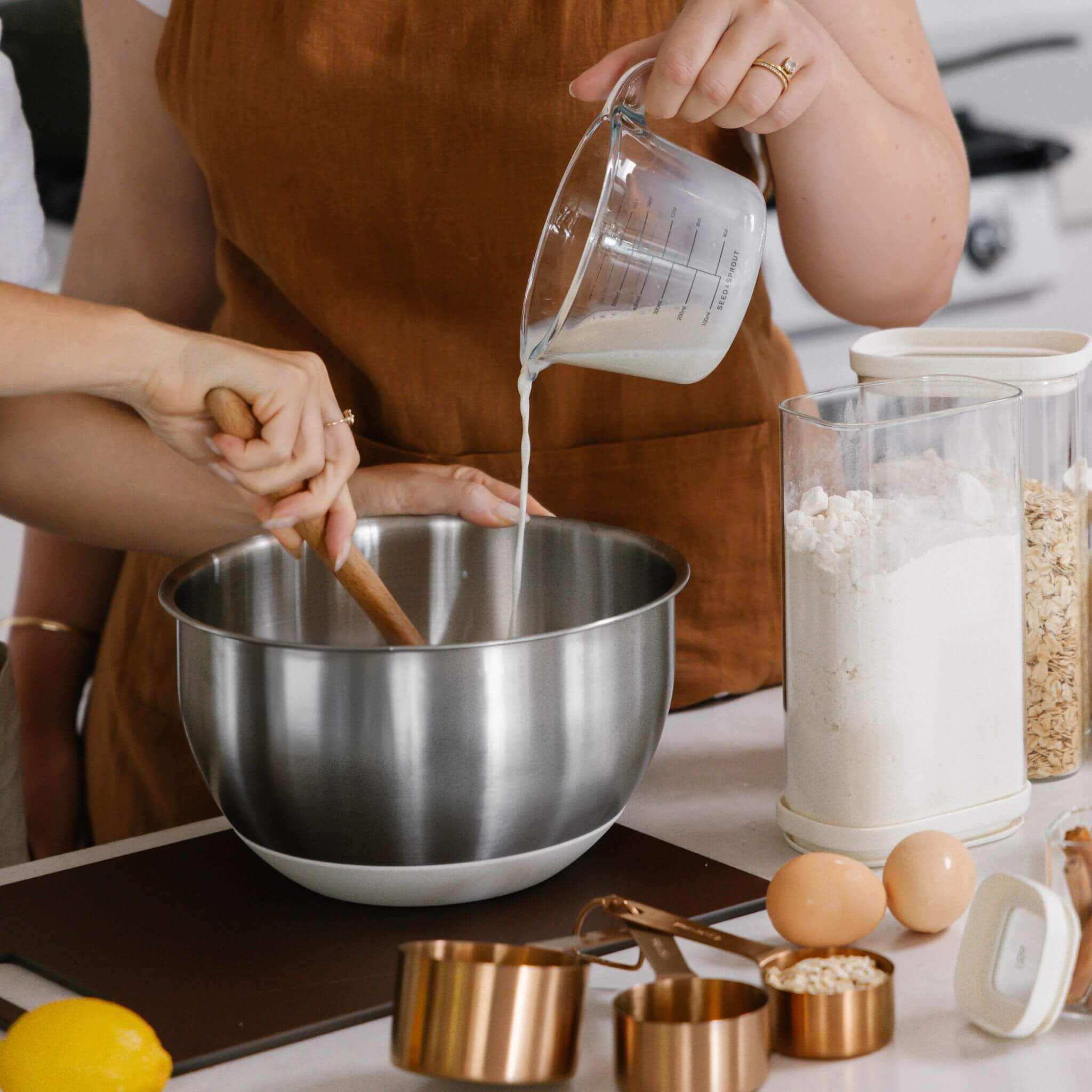 Glass and Silicone Juicer